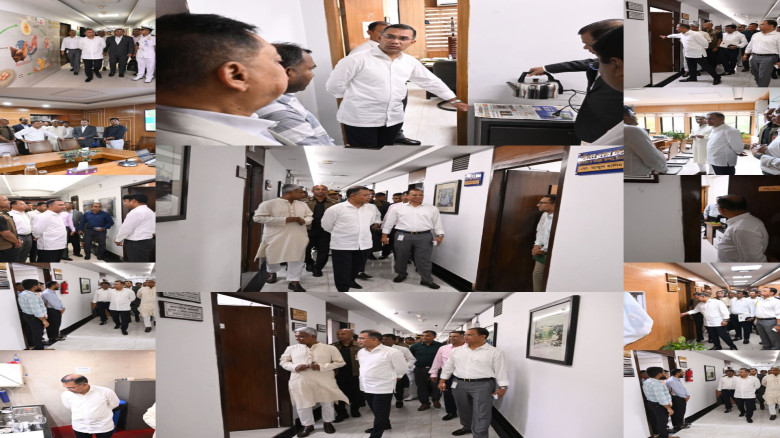 প্রধানমন্ত্রী জনাব তারেক রহমান সচিবালয়ে বিভিন্ন মন্ত্রণালয় ও দপ্তর ঝটিকা পরিদর্শন করেন...