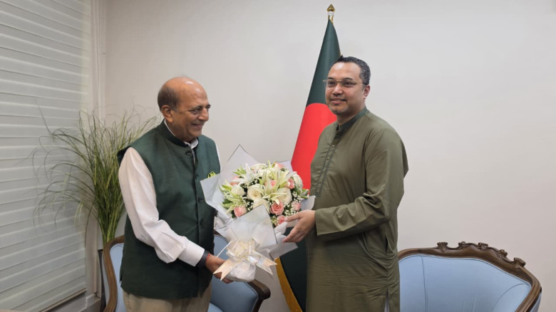 ভারতে পলাতক ফ্যাসিবাদী ও দণ্ডপ্রাপ্ত আসামিরা যাতে অস্থিতিশীলতার চেষ্টা করতে না পারে: ভারতীয় হাইকমিশন...